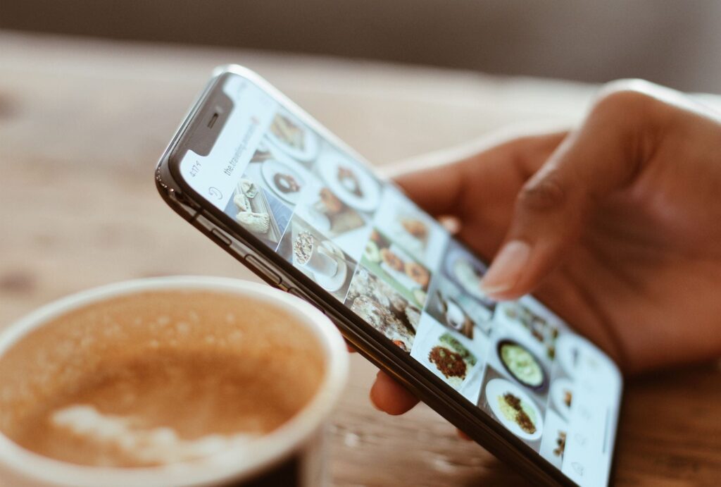 Voce-sabe-a-diferenca-entre-trocar-a-tela-e-substituir-o-vidro-do-iPhone